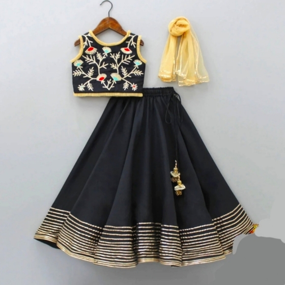 NWT Elegant Pleated Black Top And Gota Lace Work Flared Lehenga W/Beige Dupatta